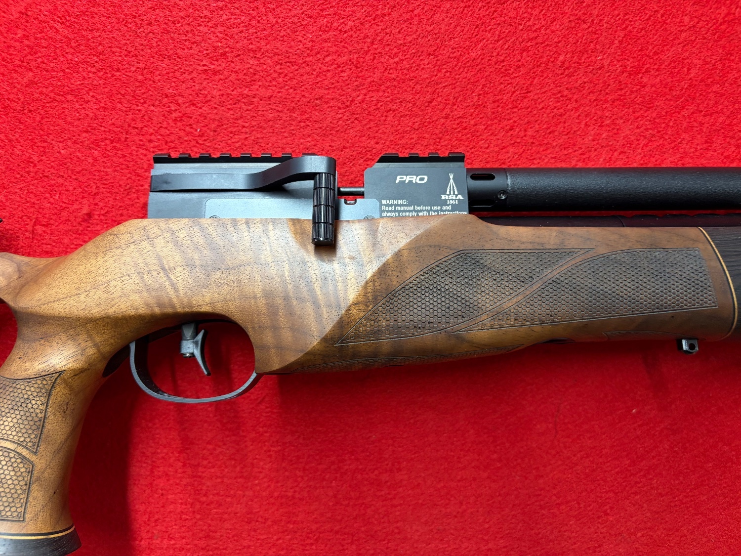 BSA R12 CLX  Walnut .177