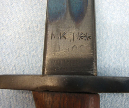  India Pattern No 1 MK1 ** Bayonet With The Fuller Running to the Tip, Scabbard & Bayonet