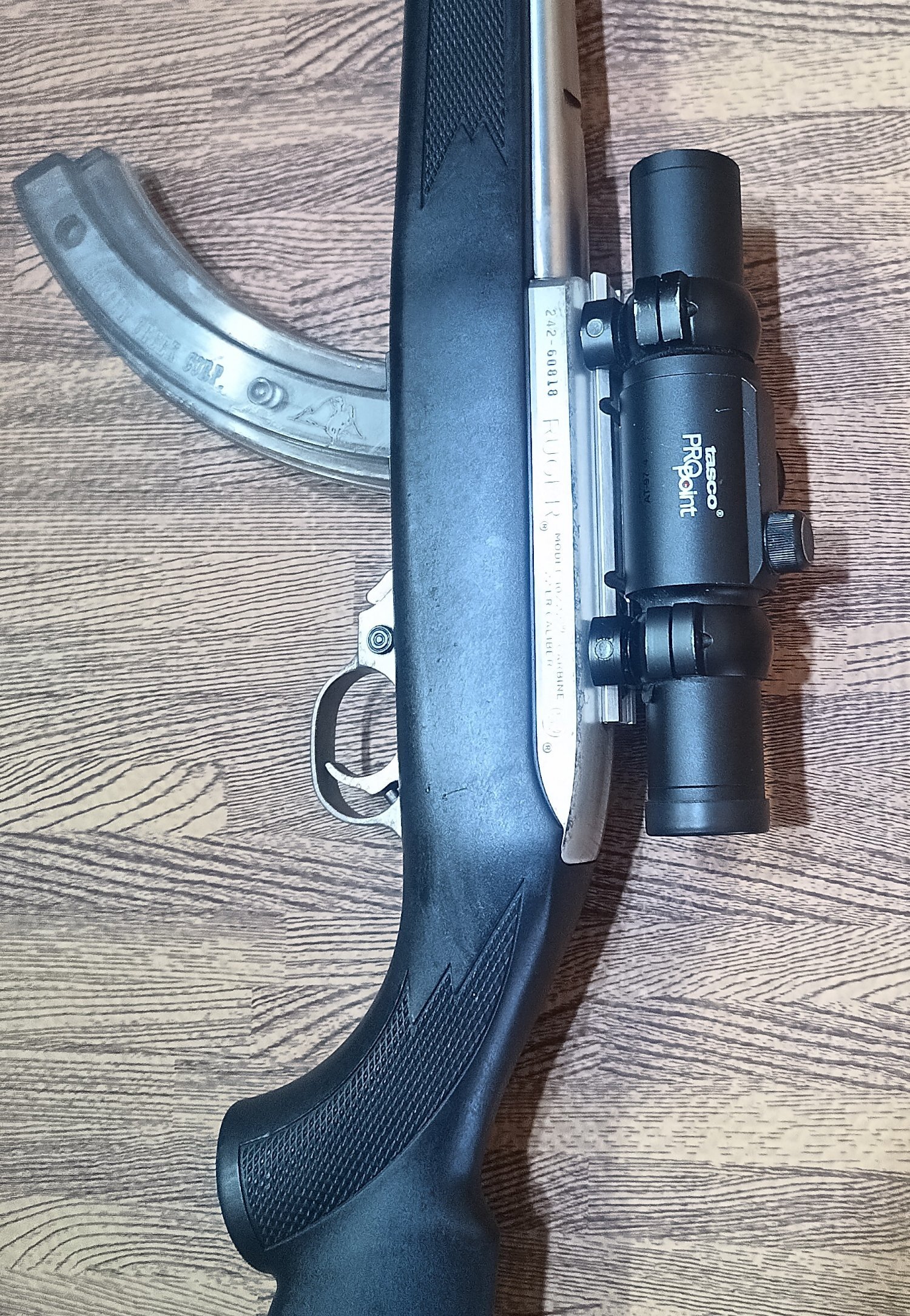  Ruger 10/22 Semi-Auto .22 Long Rifle (.22 LR) Rifle