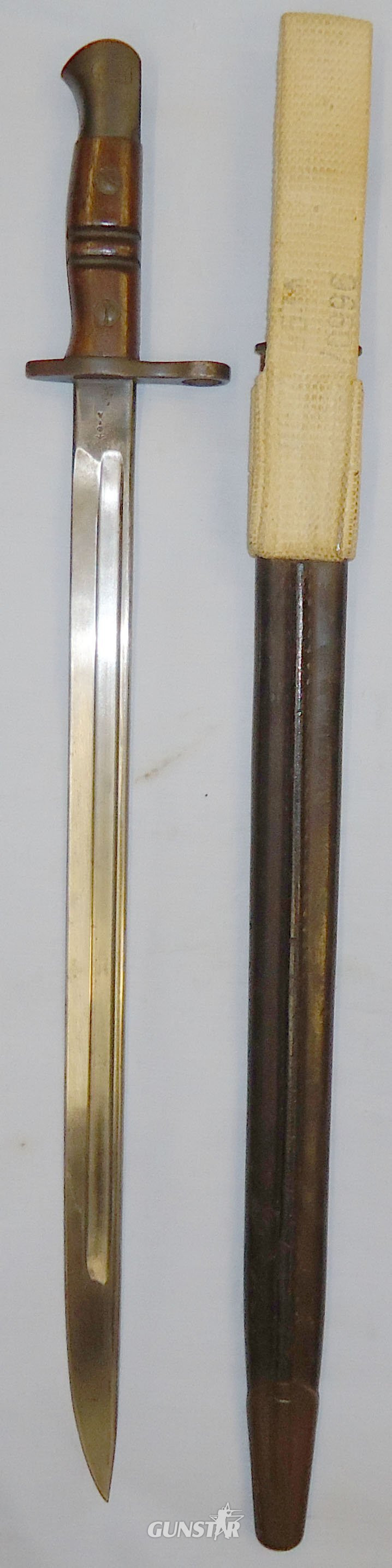  WWI British ‘P13’ Mk1 Sword Bayonet Scabbard and Webbing Frog. BAYO 790. Bayonet