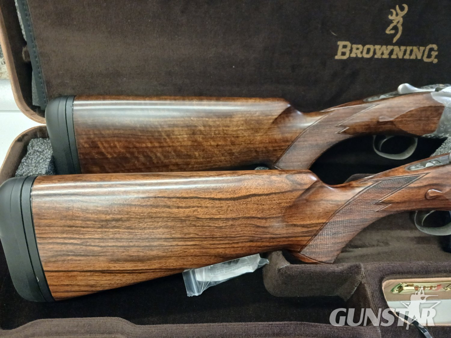 Browning B725 HTG Medallion Silver factory pair  Over and Under 12 Bore/gauge 