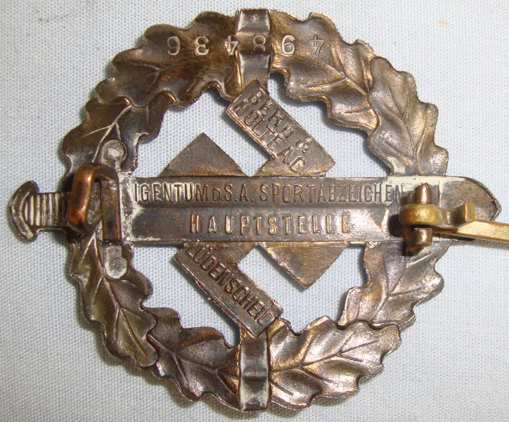  An Original Type 2 ‘S.A Sports Badge’ Dating from 1935-1939. 18623:6. An Original Type 2 ‘S.A Sports Badge’ Dating from 1935-1939. 18623:6. Antique & Militaria