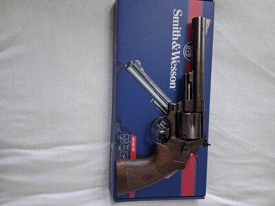 Smith & Wesson Midel 29 4.5mm