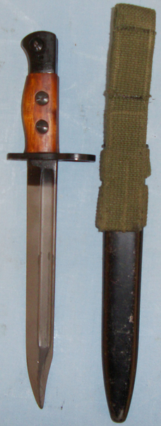  Very Good Condition* British No5 Mk1 Carbine Bayonet, Scabbard and Frog. BAYO 6300 Bayonet
