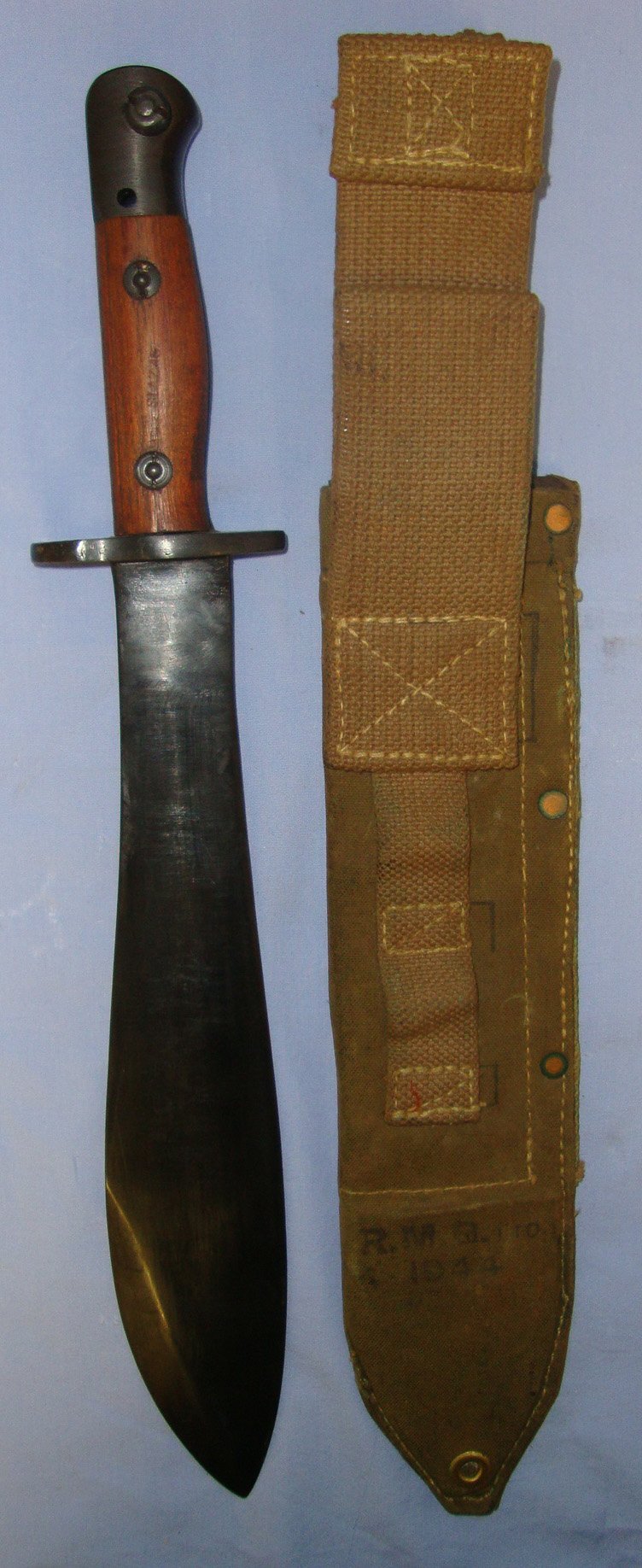  EXTREMELY RARE ONE OF ONLY 3,412**Original WW2 Australian WD Paratrooper’s Mark 1 Machete Bayonet For No.1 Rifles With ‘Slaz 43’ (Slazenger 1943 Grips) & 1944 Dated Scabbard By RML Ltd. Sn 22960 Bayonet