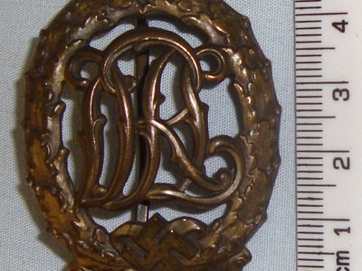 An Original Bronze German D.R.L.  Sports Badge 18623:5 An Original Bronze German D.R.L.  Sports Badge 18623:5 Antique & Militaria
