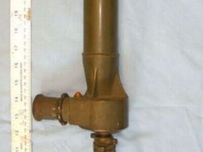 British WD WW2 Era No.14 TPL MK 4 Brass Trench Periscope By R&J Beck Ltd With Sc No.14 TPL MK 4 Brass Trench Periscope By R&J Beck Ltd With Screw Off Wood Handle Sight & Optic