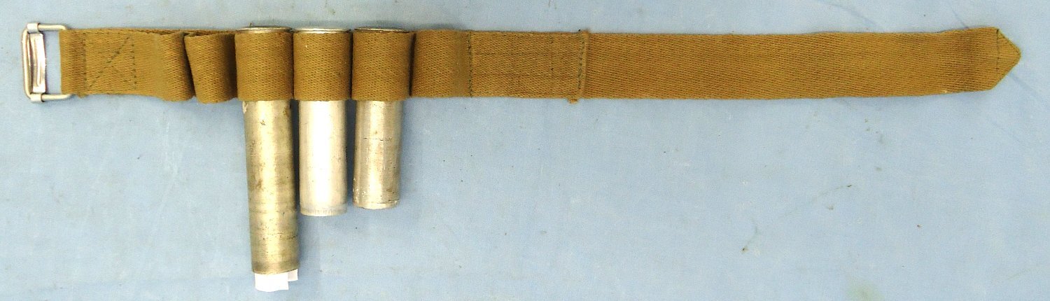 Antique & Militaria - {CATEGORY} in 