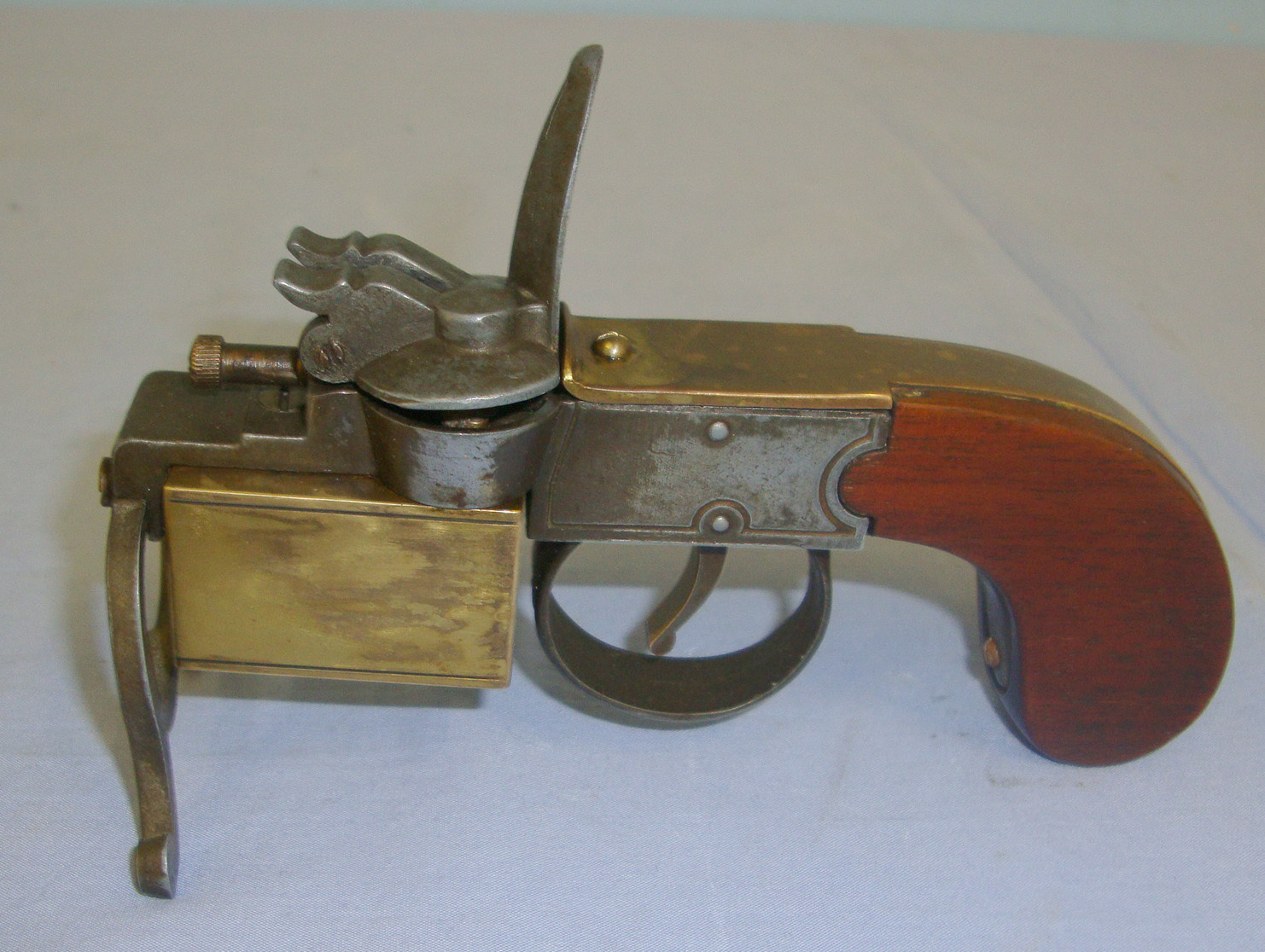  1934 Patent English Dunhill (London) Tinder Petrol Table Lighter Pistol For Tinder, Cigarettes & Cigars. Sn 21223  Antique & Militaria