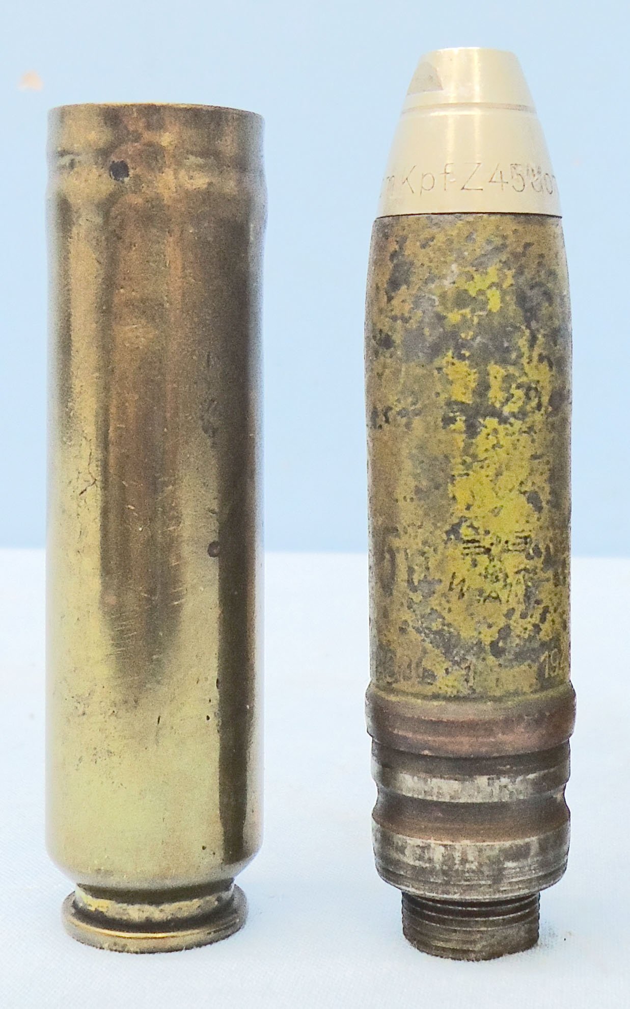 DEACTIVATED INERT. WW2, German 1941 Dated 20 mm FFM (20x80) HET (High Explosive Tracer) Cannon Round. Sn - 22441:4 DEACTIVATED INERT. WW2, German 1941 Dated 20 mm FFM (20x80) HET (High Explosive Tracer) Cannon Round. Sn - 22441:4  Other Ammunition - {CATEGORY} in 