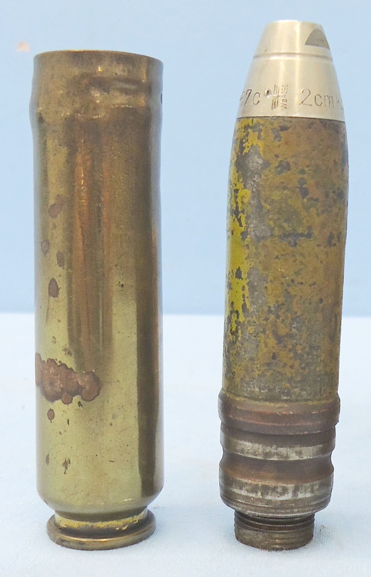 DEACTIVATED INERT. WW2, German 1941 Dated 20 mm FFM (20x80) HET (High Explosive Tracer) Cannon Round. Sn - 22441:4 DEACTIVATED INERT. WW2, German 1941 Dated 20 mm FFM (20x80) HET (High Explosive Tracer) Cannon Round. Sn - 22441:4  Other Ammunition 