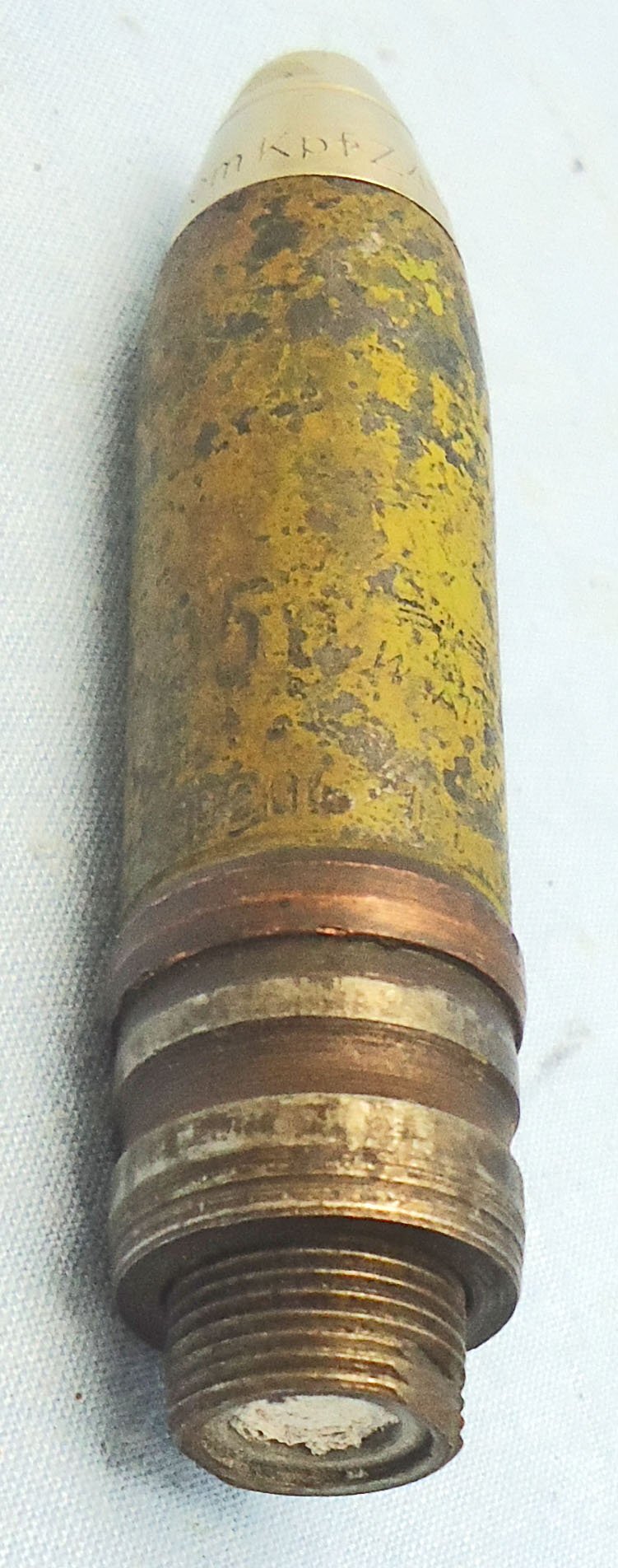 {CATEGORY} - DEACTIVATED INERT. WW2, German 1941 Dated 20 mm FFM (20x80) HET (High Explosive Tracer) Cannon Round. Sn - 22441:4 DEACTIVATED INERT. WW2, German 1941 Dated 20 mm FFM (20x80) HET (High Explosive Tracer) Cannon Round. Sn - 22441:4  Other Ammunition in 