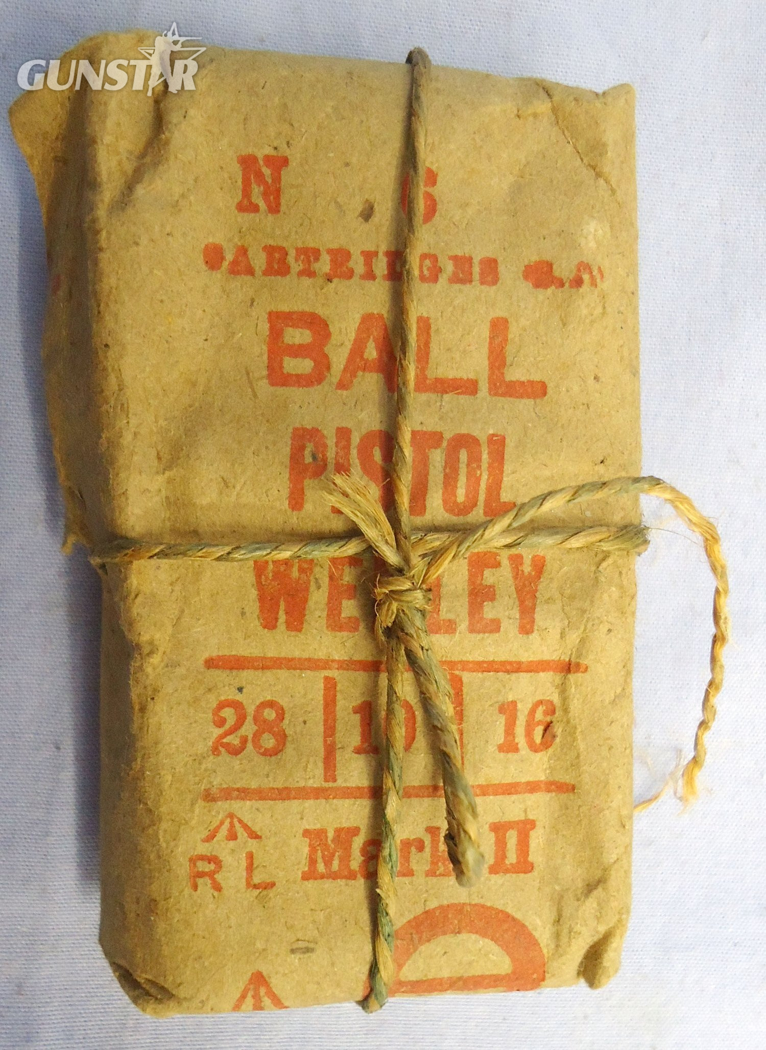 INERT DEACTIVATED. British, WW1, 1916 Dated .455 Webley Revolvers 6 Round Service Pack. - O 2298 INERT DEACTIVATED. British, WW1, 1916 Dated .455 Webley Revolvers 6 Round Service Pack. - O 2298 Various Other Ammunition - {CATEGORY} in 