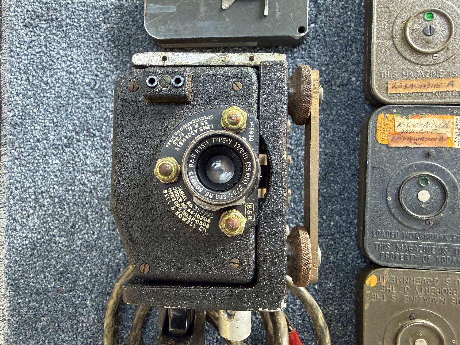 Antique & Militaria - {CATEGORY} in 
