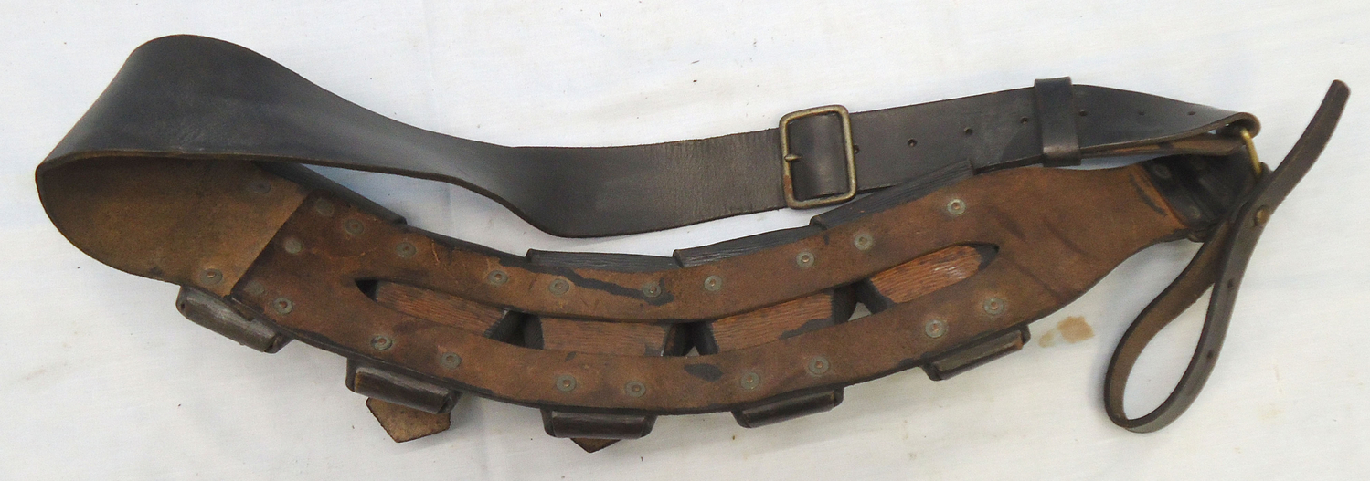 WW1, 1918 dated, Officers 50 Round (5 x 10 Round Pouches) Leather .303 Calibre Ammunition Bandolier By Marney & Co Ltd Walsall G&M. - MISC 895 Officers 50 Round (5 x 10 Round Pouches) Leather .303 Calibre Ammunition Bandolier By Marney & Co Ltd Walsall G&M. - MISC 895 Other Accessory - {CATEGORY}