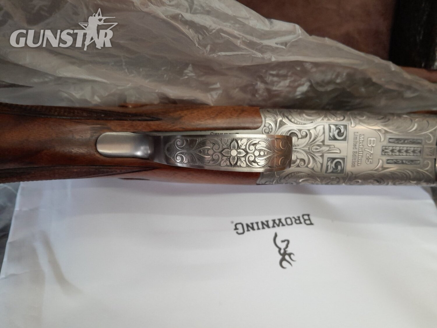 Browning B725 HTG Medallion Silver Over and Under 20 Bore/gauge