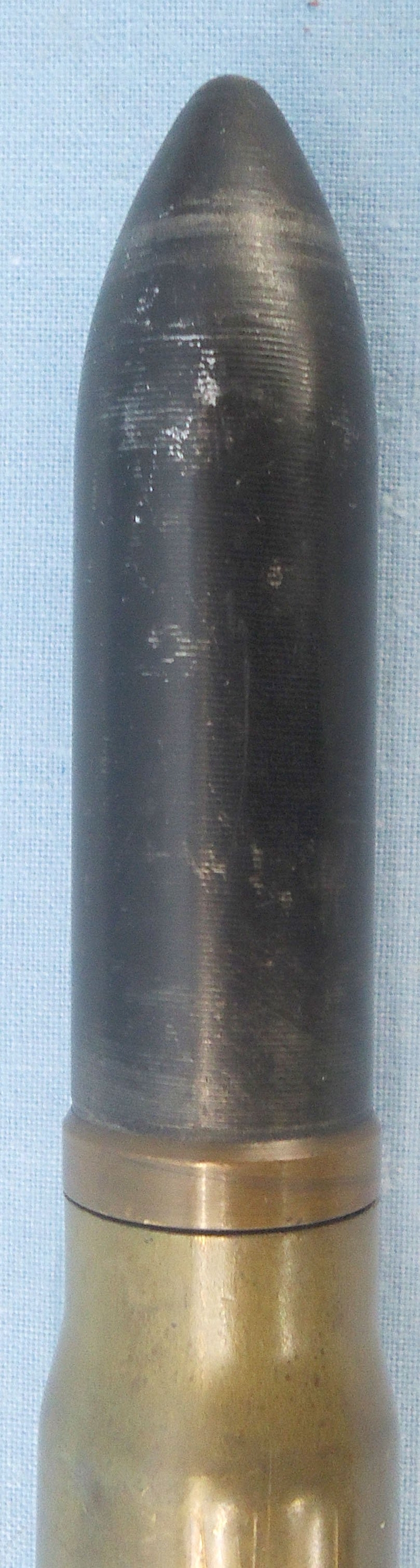  INERT DEACTIVATED. American,1943 Dated, 20MM Hispano-Suiza (20x110) HS 404 Aircraft Cannon AP (Armour Piercing) Round by G.M.S. (Globe Machine and Stamping Co., Cleveland, Ohio. - O 2225 INERT DEACTIVATED. American,1943 Dated, 20MM Hispano-Suiza (20x110) HS 404 Aircraft Cannon AP (Armour Piercing) Round by G.M.S. (Globe Machine and Stamping Co., Cleveland, Ohio. - O 2225  Other Ammunition