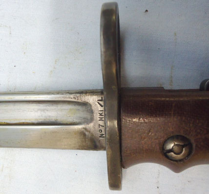  No7 Mk1L Bayonet, Scabbard And Frog Bayonet
