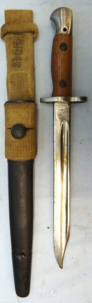 India Pattern Bayonet, Scabbard And Frog Bayonet in 