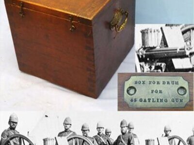 Rare, Victorian, British Army & Naval .45" Gatling Gun, Mahogany Box for Drum Magazine. Sn - 17085 Rare, Victorian, British, Mahogany Box for Drum Magazine for the British Army & Navy .45 inch Gatling Gun. Sn - 17085 Antique & Militaria