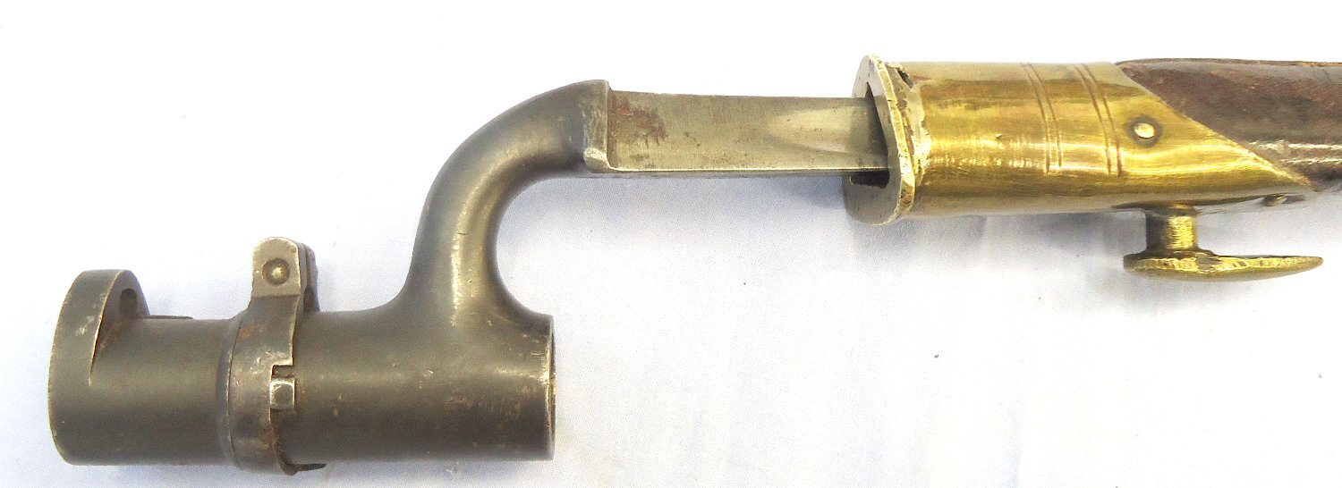 {CATEGORY} - British, 1853/72 Pattern Martini Henry Rifle Bushed Socket Bayonet by Reeves and Scabbard. Sn 23765 Bayonet