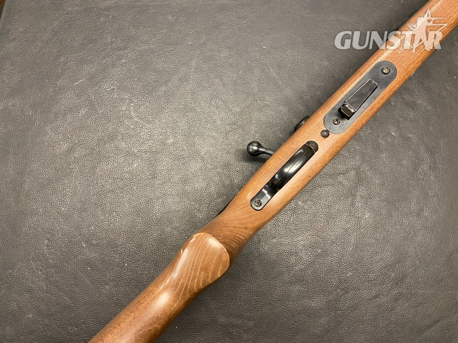 {CATEGORY} - Savage Arms Model 93 Bolt Action .17 Hornady Magnum Rimfire (.17 HMR) Rifle
