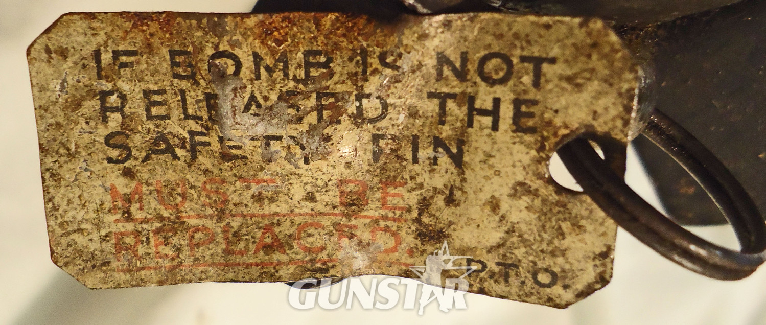 {CATEGORY} - INERT DEACTIVATED. WW2, 1943 Dated Royal Air Force Bomber Command 250lb Target Indicator No 874 Nose Fuze. - O 2065 INERT DEACTIVATED. WW2, 1943 Dated Royal Air Force Bomber Command 250lb Target Indicator No 874 Nose Fuze. - O 2065  Other Ammunition in 