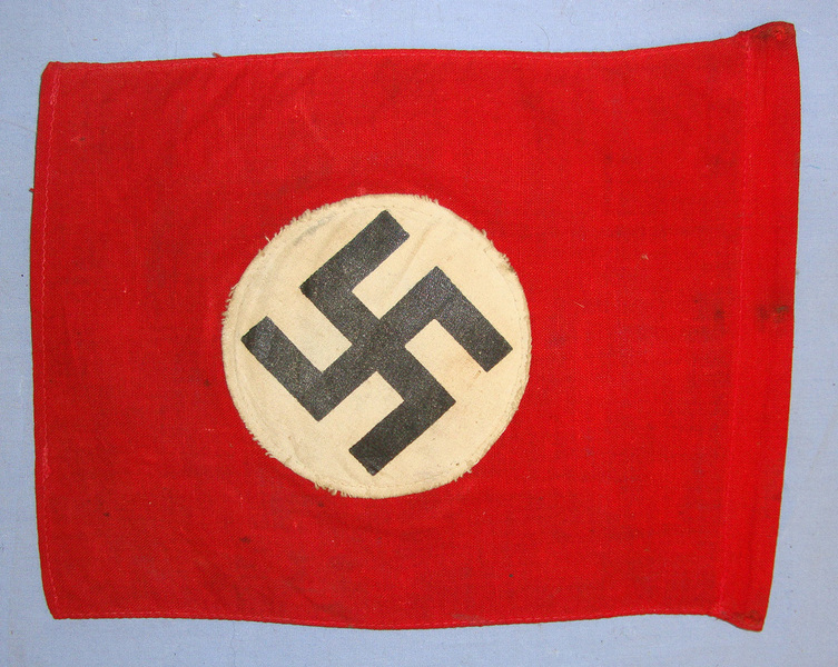  Original WW2 Era Nazi German NSDAP (National Socialist German Workers Party) Double Sided Red Cotton Officer’s Desk Pennant With Swastika Roundels (22cms x 18.5 cms Size)  Antique & Militaria