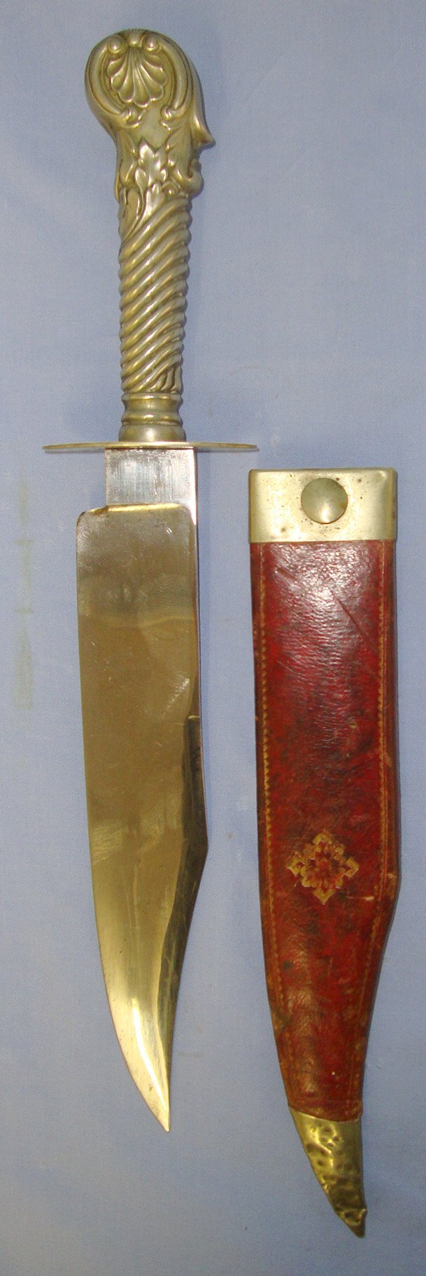  Victorian English Crookes & Clarke Sheffield German Silver Cutlery Hilt Bowie Knife With Etched Blade ‘La Muerte Antes Que La Dishonra’ (Spanish: Death Before Dishonour) Made For The Continental Export Market & Open Top Scabbard. Sn 22963 Knive