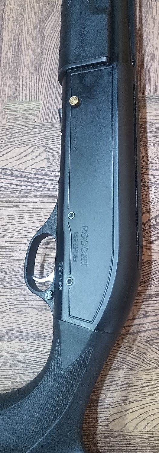 Hatsan Arms Escort Magnum Semi-Auto 12 Bore/gauge - {CATEGORY} in 