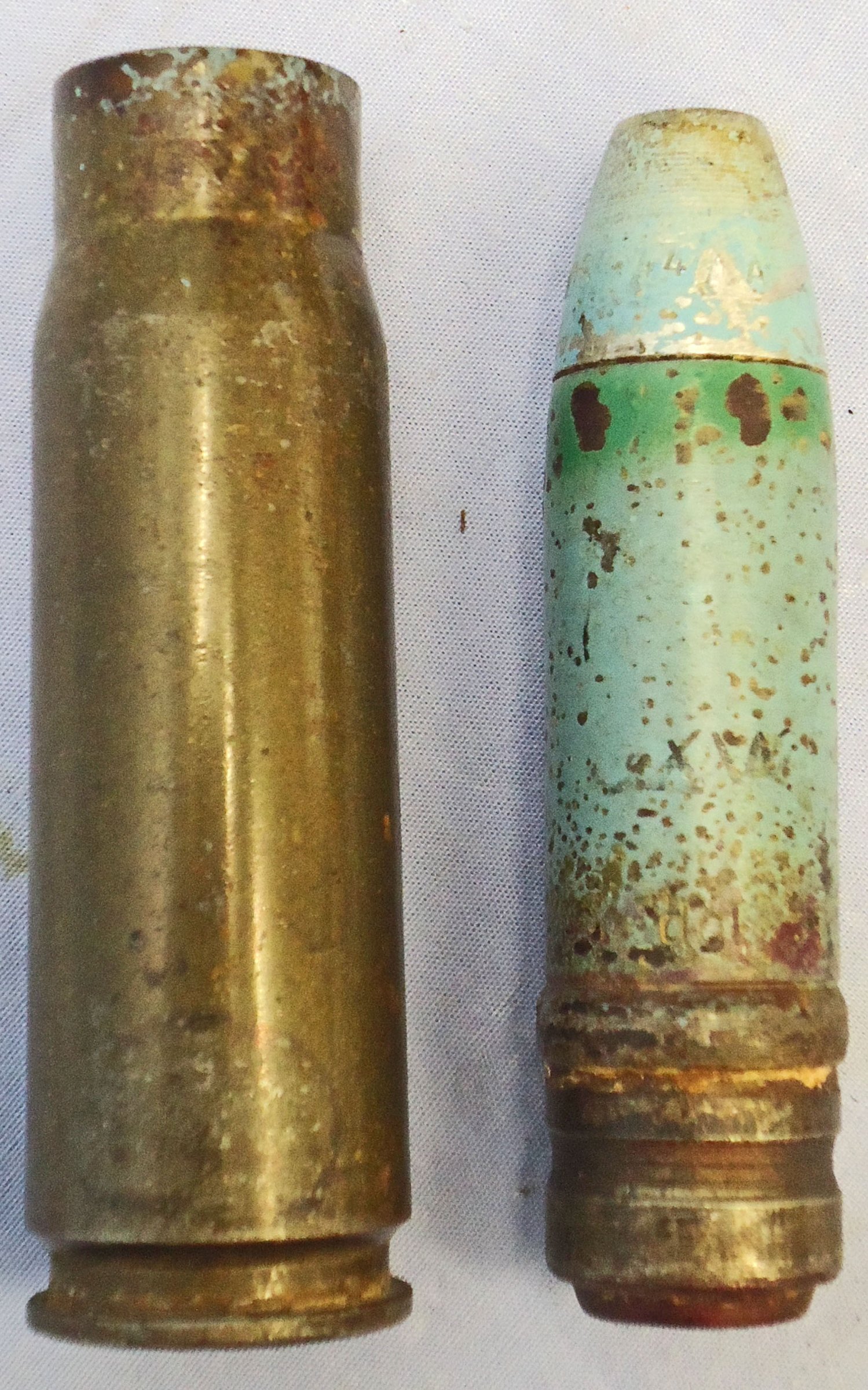INERT DEACTIVATED. German WW2, 1944 Dated, 20 mm MK151/20 (20x82) Incendiary with Self Destruct Tracer Cannon Round. Sn - 22996 INERT DEACTIVATED. German WW2, 1944 Dated, 20 mm MK151/20 (20x82) Incendiary with Self Destruct Tracer Cannon Round. Sn - 22996 Various Other Ammunition - {CATEGORY}