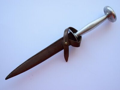 WW1 British dagger Knive