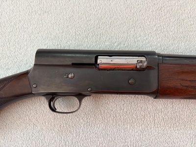 Browning Auto 5 Semi-Auto 12 Bore/gauge