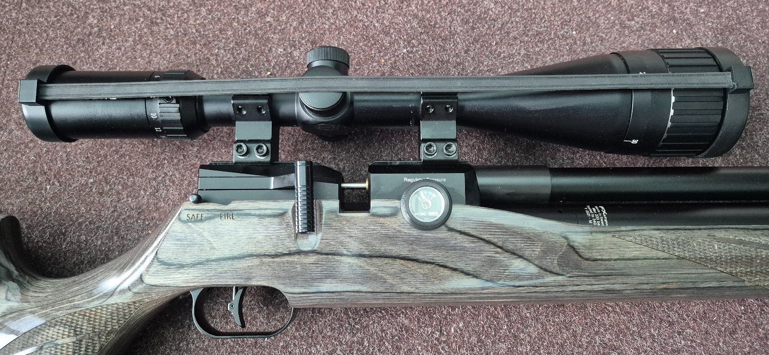 FX Airguns Dreamline Classic Black Pepper Laminate .177 Plus Hawke Scope, Plus Large Filling Bottle, Gun Bag, Full Kit! .177 - {CATEGORY} in 