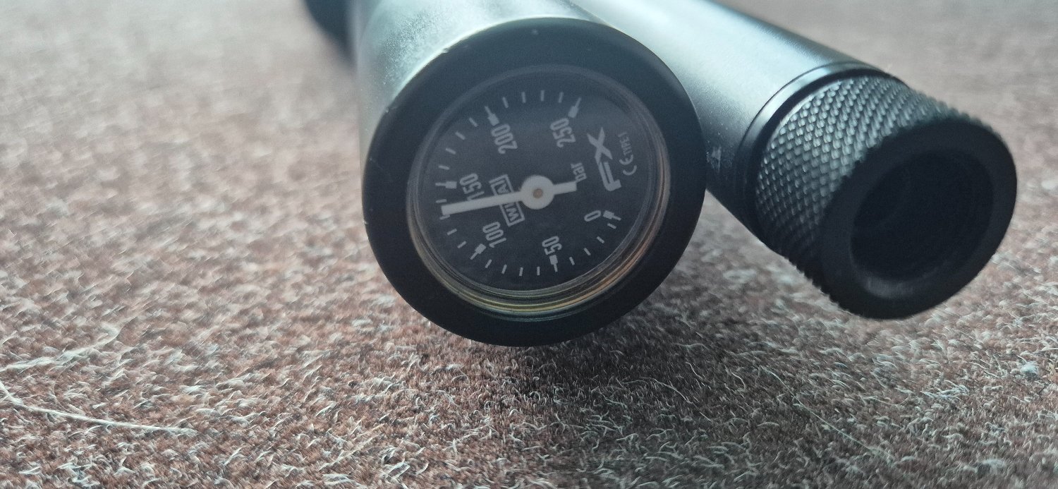{CATEGORY} - FX Airguns Dreamline Classic Black Pepper Laminate .177 Plus Hawke Scope, Plus Large Filling Bottle, Gun Bag, Full Kit! .177