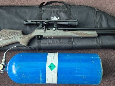 FX Airguns Dreamline Classic Black Pepper Laminate .177 Plus Hawke Scope, Plus Large Filling Bottle, Gun Bag, Full Kit! .177