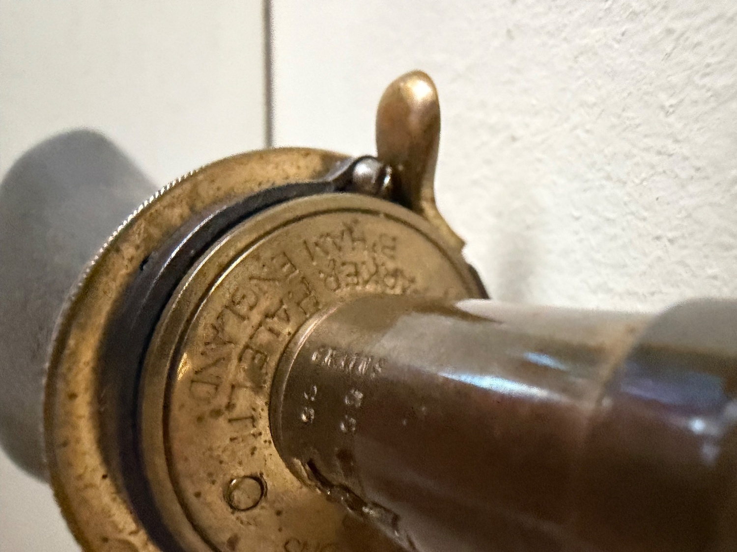 Antique & Militaria - {CATEGORY} in 