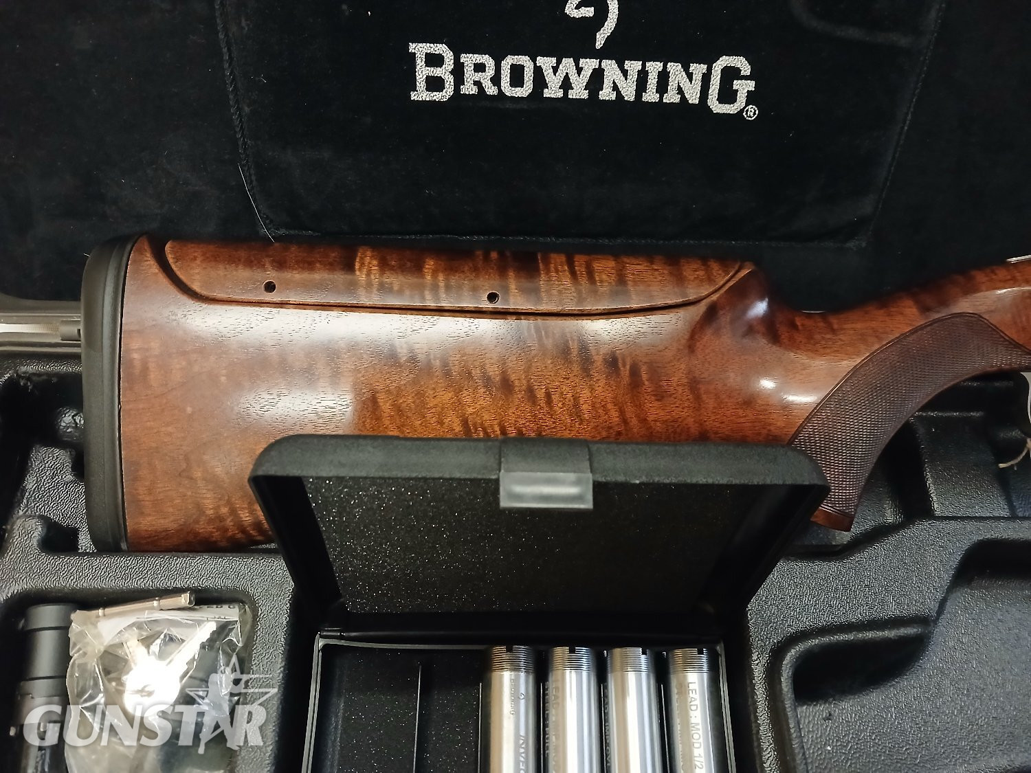 Browning B725 s1 adjustable Over and Under 12 Bore/gauge