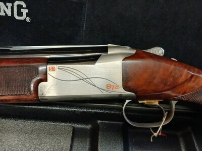 Browning B725 s1 adjustable Over and Under 12 Bore/gauge