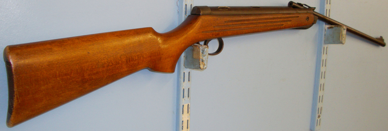  BSA Early Model* 1959-1962 B.S.A Mk 1 Meteor .22 Calibre Break Action Air Rifle \'T\' Prefix Serial Number. AI 817. .22