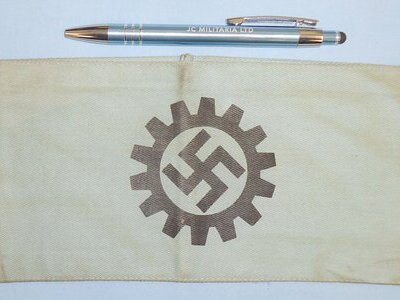Original* DAF (German Labour Front) Armband. N 110. Original* DAF (German Labour Front) Armband. N 110.  Antique & Militaria