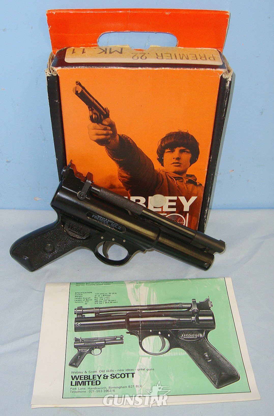 Boxed, 1970's Webley Premier MK II .22 Calibre Air Pistol With Original Illustrated Instruction Leaflet. AI 589 air pistol .22 in 