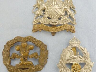 Set* World Wars South Lancashire, East Lancashire and Manchester Regiment Cap Badges. BA 890. Set* World Wars South Lancashire, East Lancashire and Manchester Regiment Cap Badges. BA 890.  Antique & Militaria