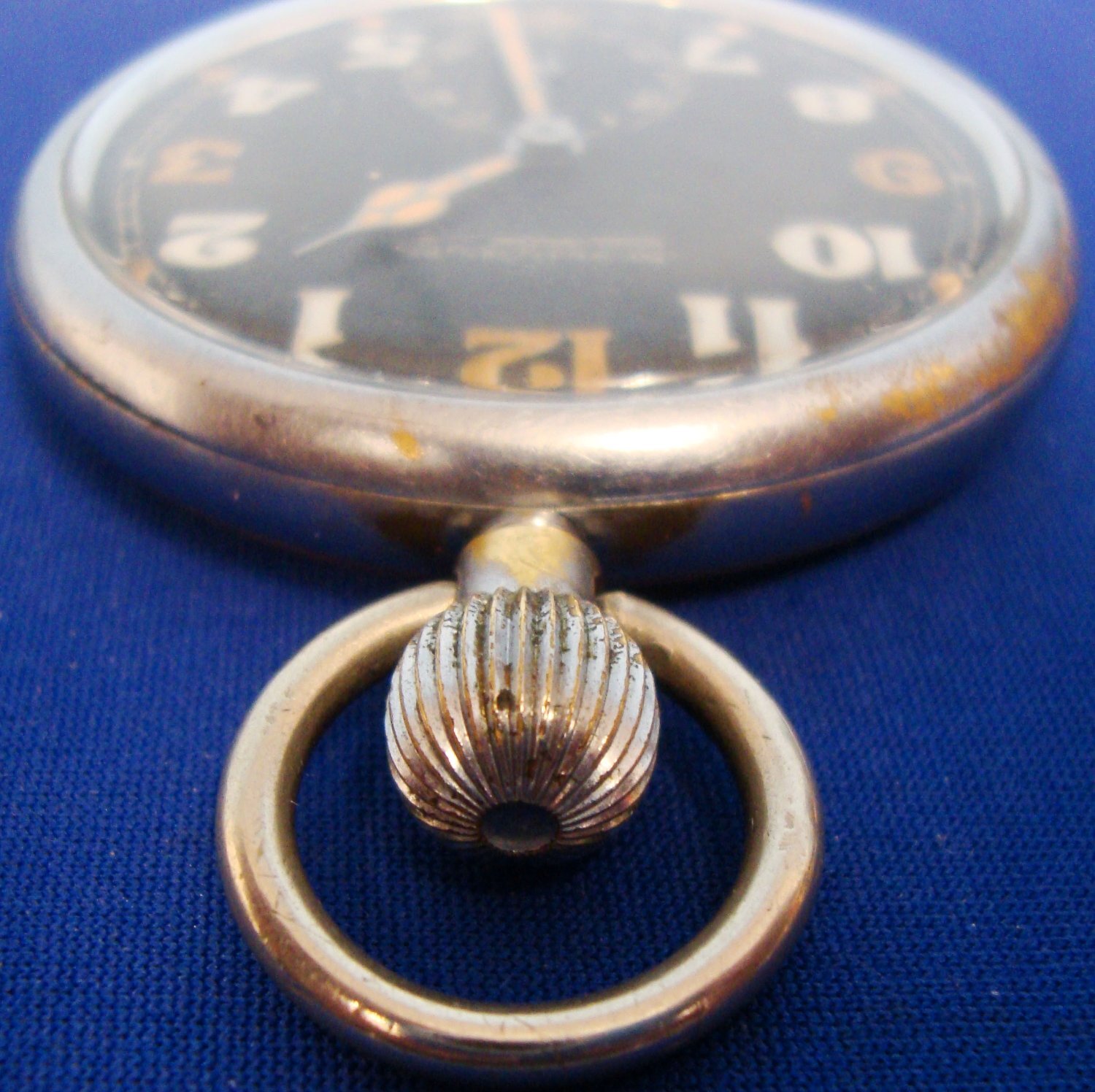  Swiss Made ‘Jaeger Lecoultre’ Cal 467 Army Issue 1939-1945 General Service Trade Pattern –Timepiece. 16297. Swiss Made ‘Jaeger Lecoultre’ Cal 467 Army Issue 1939-1945 General Service Trade Pattern –Timepiece. 16297.  Antique & Militaria