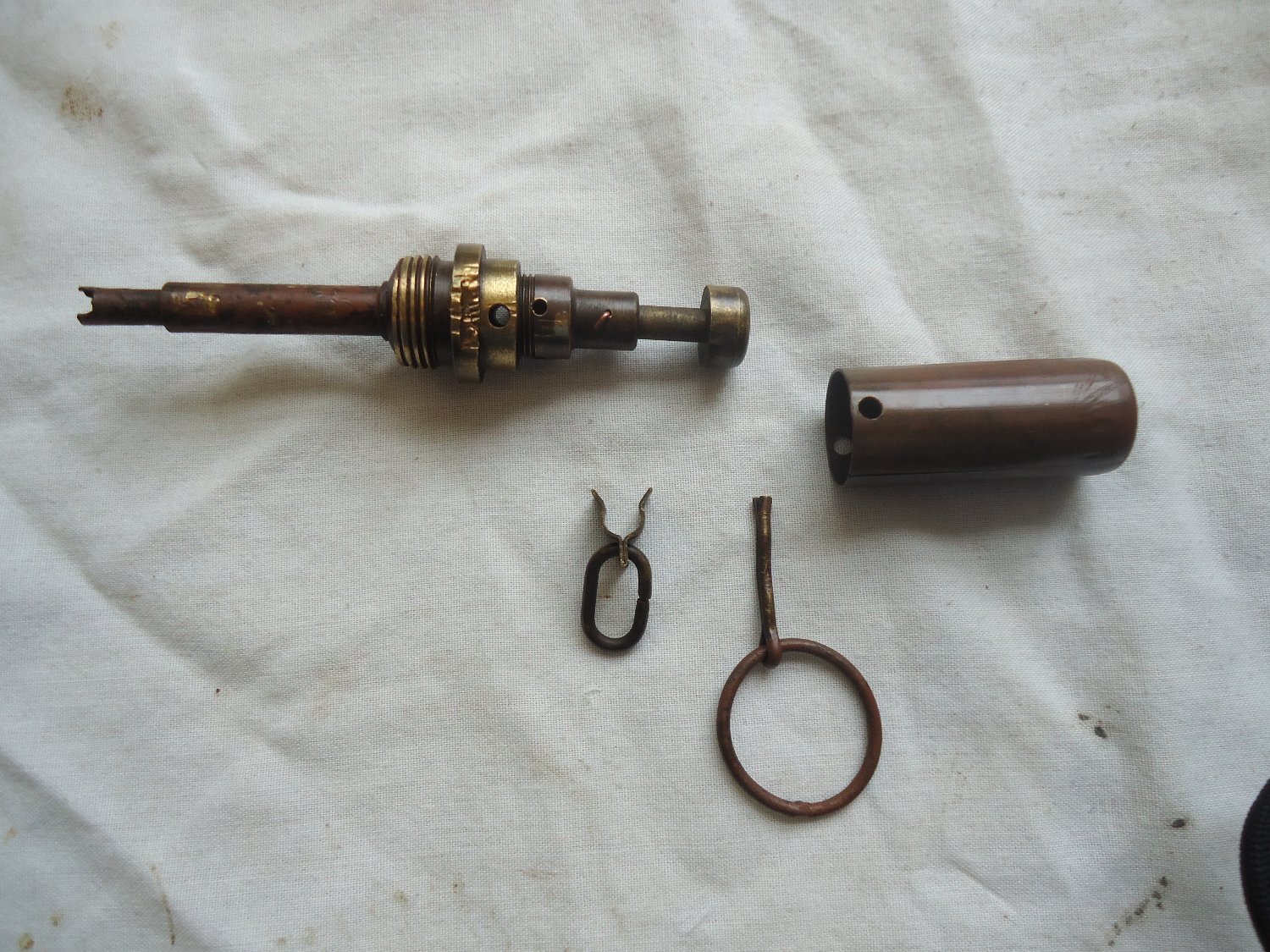 INERT DEACTIVATED. Rare Finnish Sirpalekranaatti M 41 WW2 (Russian Offensive) Defensive Hand Grenade. - O 1491 INERT DEACTIVATED. Rare Finnish Sirpalekranaatti M 41 WW2 (Russian Offensive) Defensive Hand Grenade. - O 1491  Other Ammunition - {CATEGORY} in 