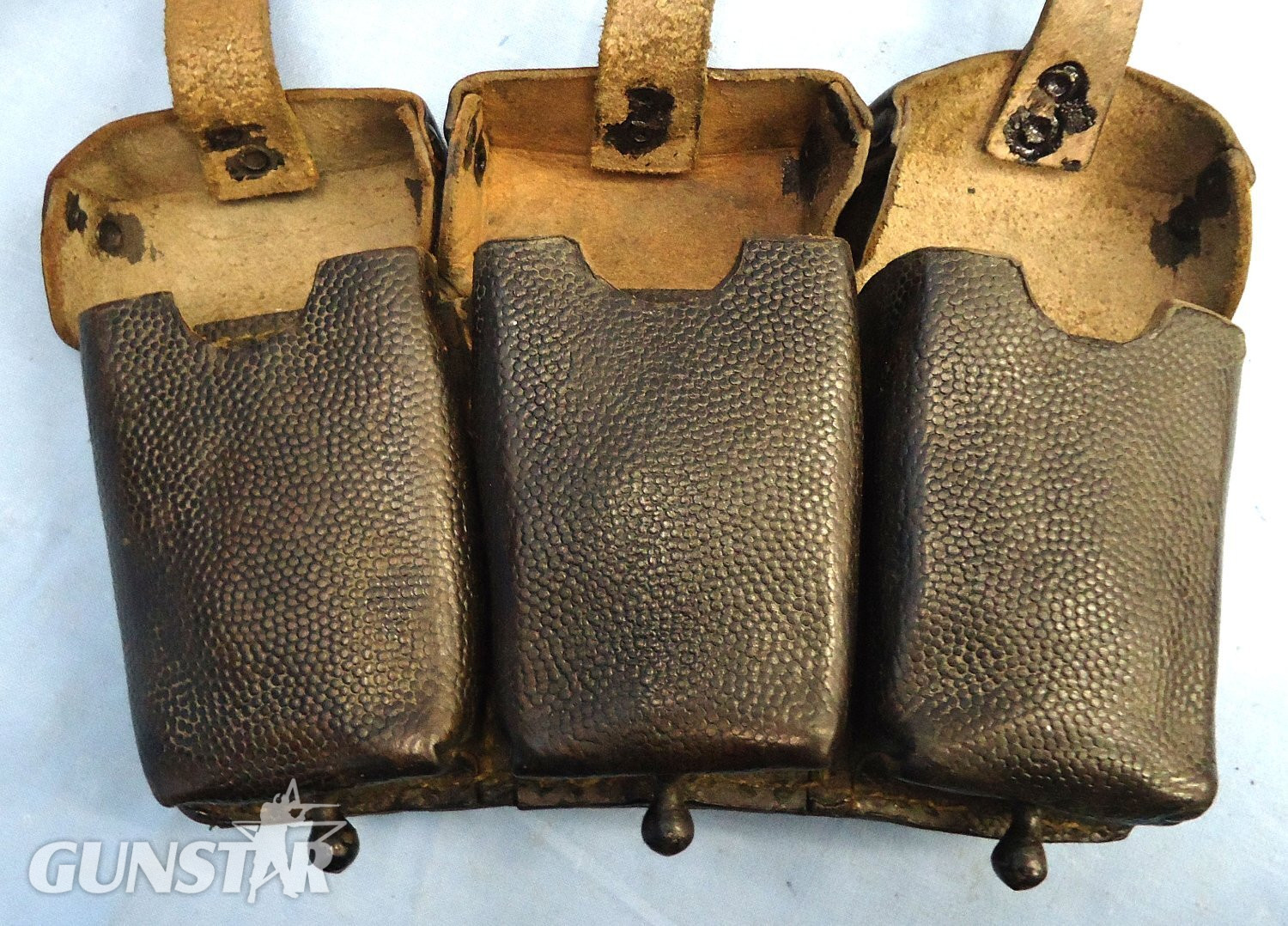 Antique & Militaria - {CATEGORY} in 