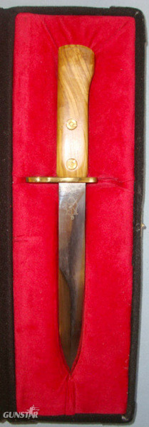 LIMITED EDITION NUMBER 16 OF 161 Cased Dagger Made With An Unused & Unissued Ori Bayonet in 
