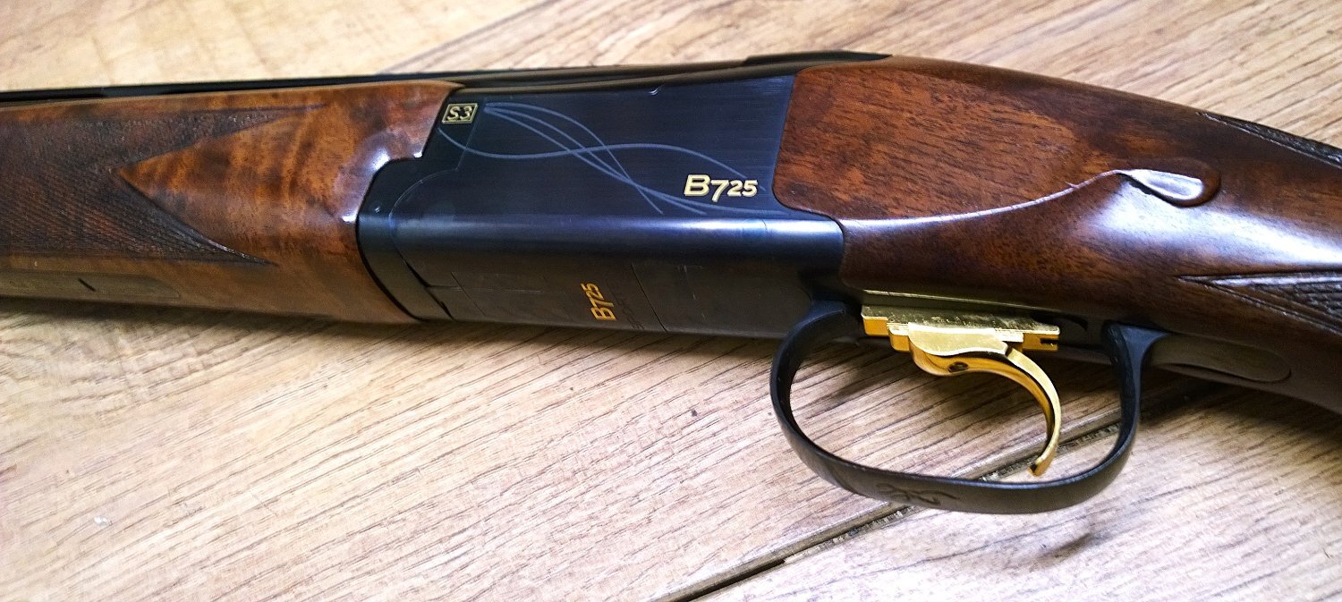 Browning B725 S3 Black Edition Over and Under 12 Bore/gauge 