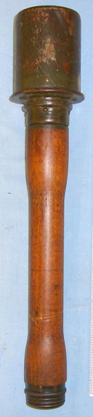 INERT DEACTIVATED. RARE & ORIGINAL MATCHING EARLY WW2 DATES & MANUFACTURER MARKS INERT DEACTIVATED. RARE & ORIGINAL MATCHING EARLY WW2 DATES & MANUFACTURER MARKS Antique & Militaria
