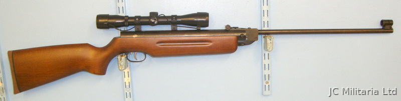 Weihrauch .177 Calibre Break Action Air Rifle With Vixen Waterproof 4x32 Telescopic Sight .177 in 